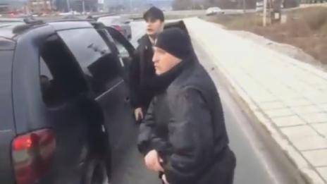 Шофьорът на биячите от Околовръстното: Охранителите са жертва на обидите към тях