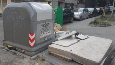 Община Варна: Изхвърляйте безплатно едрогабаритни отпадъци на депото във "Владиславово"