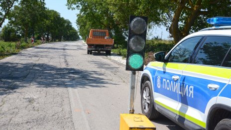 Започва ремонтът на пътя за село Долище