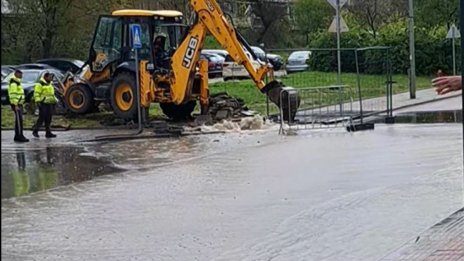 Огромна ВиК авария спря водата на хиляди във Варна
