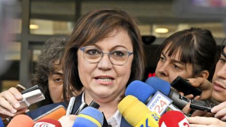 Нинова нападна Борисов директно: Той е виновен за чумата!