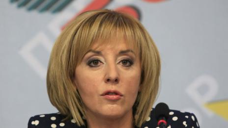 Червени умували как да спрат Мая Манолова за президент