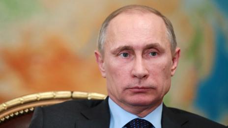 От ляв, по-ляв: Путин се готви за избори