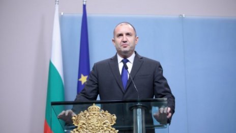 Президентът с извънредно обръщение&nbsp;към народa