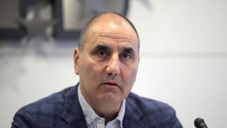 Цветанов мислил дълго, правилното било да хвърли оставка 
