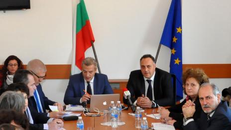 Д-р Петър Москов: Здравната карта не предвижда закриване на болници