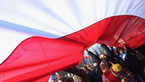 Жени протестират в Полша срещу планове за забрана на абортите  