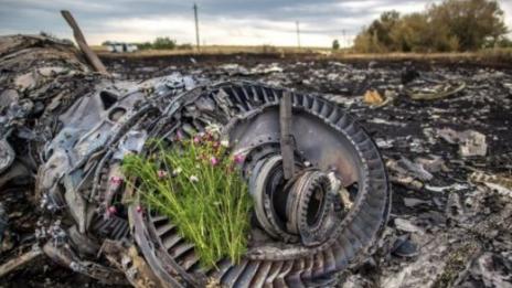 Украйна имала сателитни снимки от пуска на ракетата, свалила Боинга