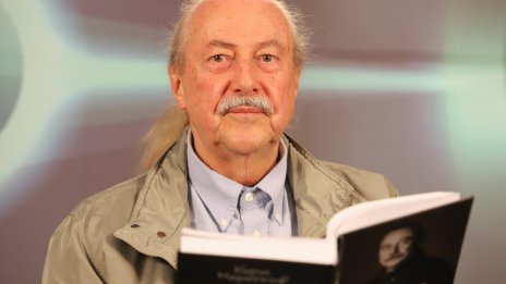 Откриват паметна плоча пред дома на Кирил Маричков