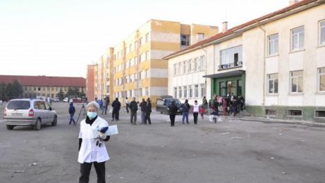 95% от бежанците в Харманли – здрави. Останалите: С диабет, бременни...