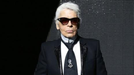 Карл Лагерфелд е бил кремиран
