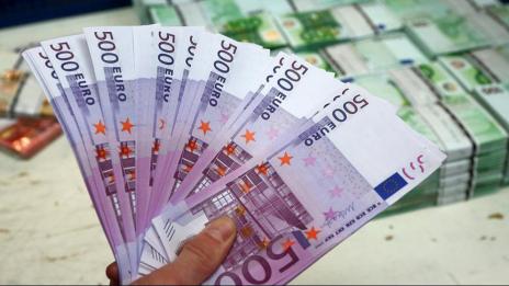 Повечето централни банки в еврозоната спират да емитират банкноти от 500 евро