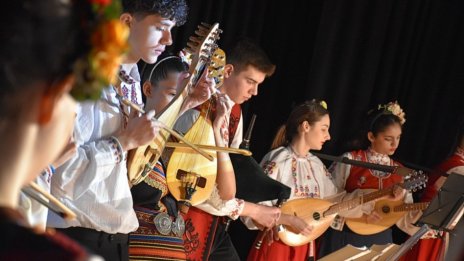 От утре: Варна е младежка фолклорна столица на България