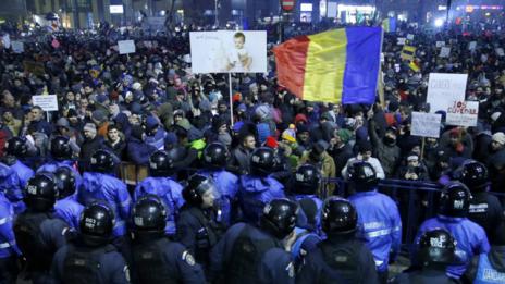 Румънци отново на протест срещу корупцията 