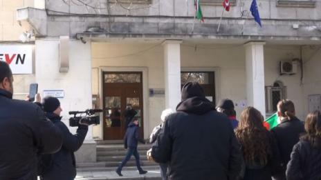 Пловдивчани на протест: Не на двойните сметки за ток