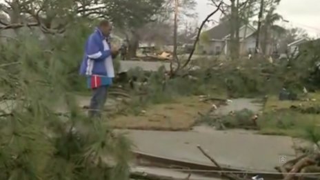 Торнадо вилня в Луизиана, десетки са ранени (ВИДЕО)