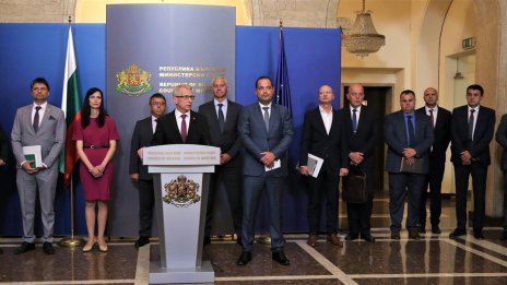 Държавата набеляза мерки за справяне с престъпността: Иска оставката на главсека на МВР