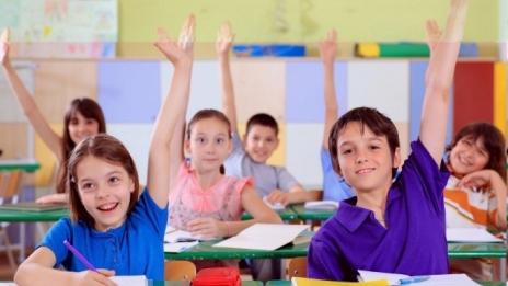 През новата учебна година ще се учи по старите учебници 