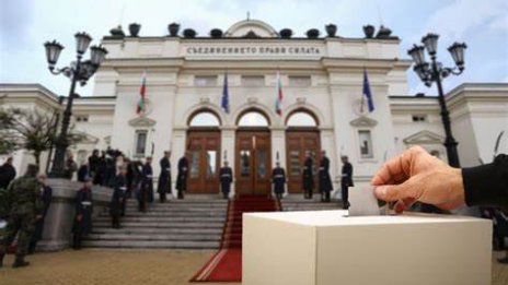 При 81% обработени протоколи: Разликата между първите две партии става 2%