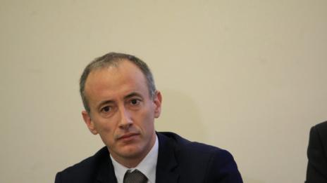 Красимир Вълчев: Има опасност учебната година да бъде удължена