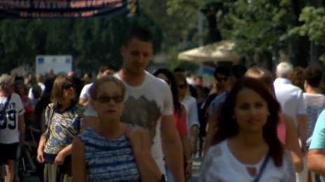 Горе ръцете, долу... джебчиите. 72 камери вардят Бургас