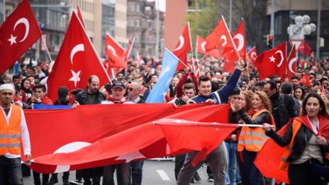 Две турски партии в Германия призовават за бойкот на изборите