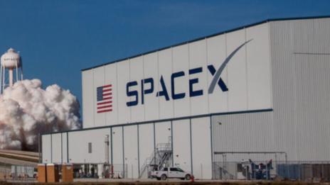 SpaceX отложи изстрелването на ракета с испански сателит