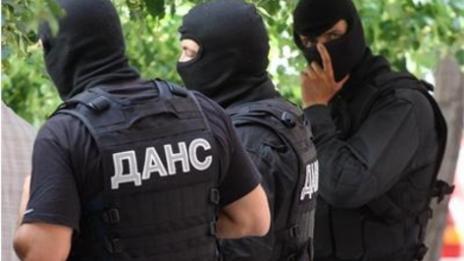 ГДБОП неутрализира група за трафик на хора в Швеция