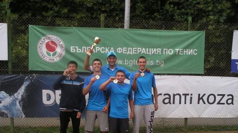 „Супер спорт“ (Варна) стана шампион на държавното по тенис до 16 г.