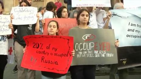 Грузия: протестиращите се противопоставят на политиката на правителството  