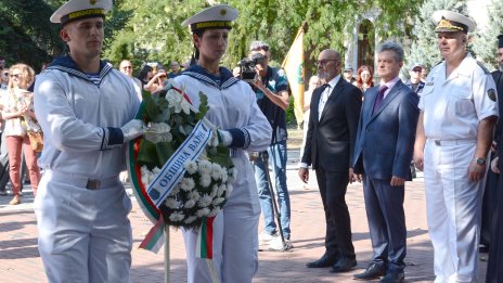Варна отбеляза 141 години от Съединението на България