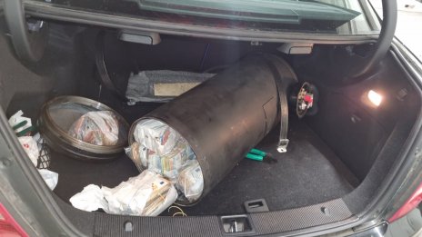 Митничари откриха над 1 млн.лв. в газова бутилка на автомобил