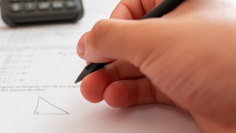 Синдикат "Образование": НВО-то за 4. и 10. клас трябва да отпадне!