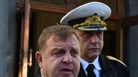 Красимир Каракачанов: Американска база във Варна няма да има
