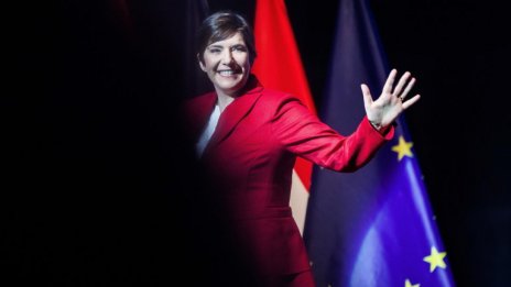 Българка се изправя срещу Орбан на изборите догодина