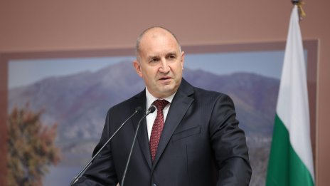 Премиерът свиква среща с институциите заради инцидента с кораб край Варна