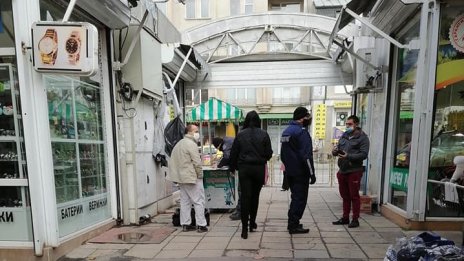 Работна група ще нищи високите наемни цени и такси за паркиране на "Пазари" Варна