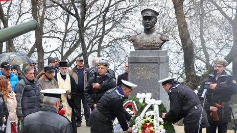 Откриха паметника на полковник Милко Железов (СНИМКИ)