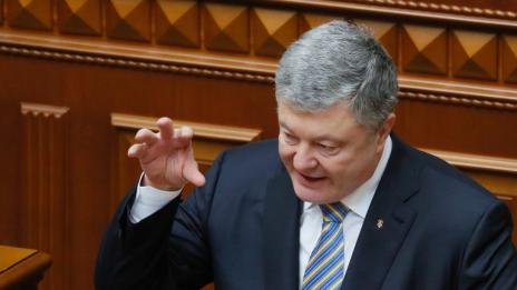 Порошенко е изтеглил 34 милиона долара от сметките си