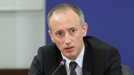 Изтекла ли е матурата по български за седмокласниците?