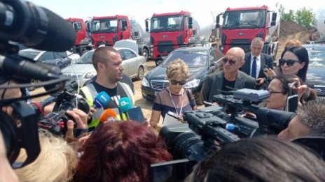 Регионалният министър проверява строежа на АМ "Хемус"