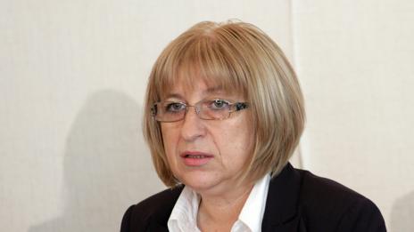 Цецка Цачева: Президентската институция е толкова силна, колкото е силна личността на президента