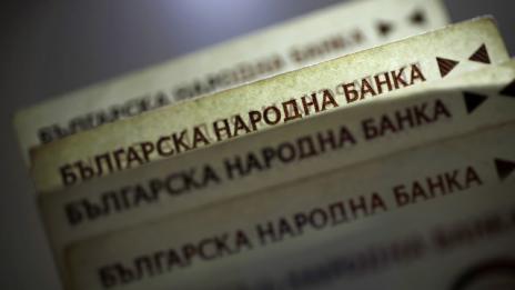 Лошите кредити нарастват за пръв път от година през май