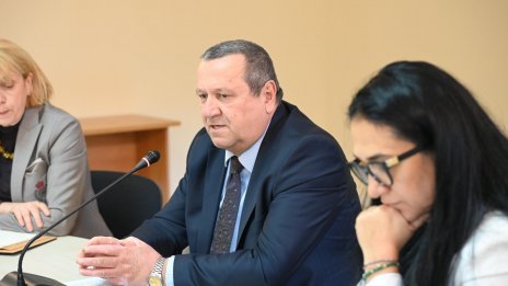 Адемов идва във Варна за среща с териториалната структура на социалното министерство