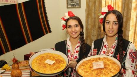 Кулинарно състезание: Майстори приготвяха най-вкусната баница