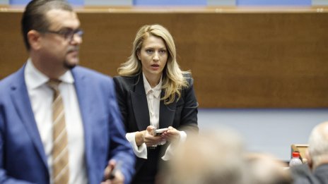 Назарян: Държавният глава „копира“ Борисов, явно му е фен