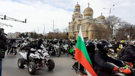 Затварят центъра на Варна за чествания и мотошествие в неделя