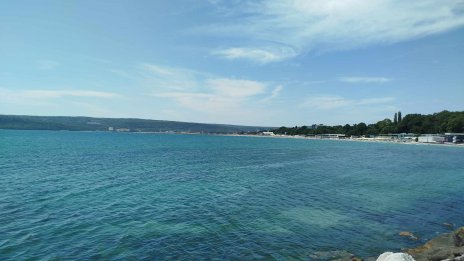Слънчево време в почти цяла България днес