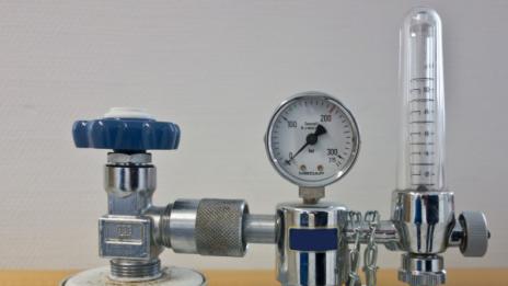 Жена пострада при взрив на газова бутилка