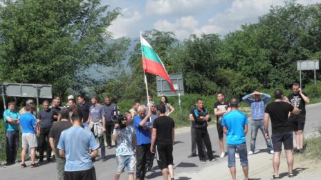 Пострадал при боя в Гърмен: Даваме на ромите седмица!